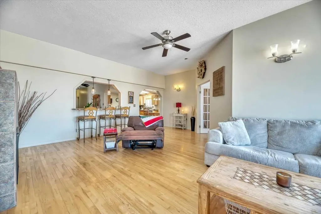 233076 Range Road 245 Rural Wheatland County AB T1P 1J6