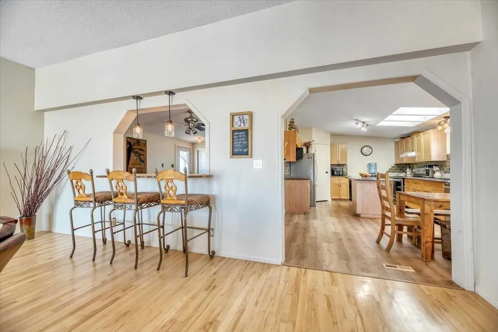 233076 Range Road 245 Rural Wheatland County AB T1P 1J6