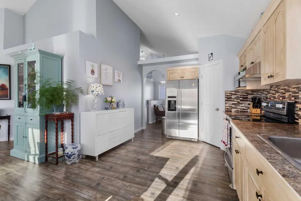 405 Highwood Village Place NW High River AB T1V 1W1