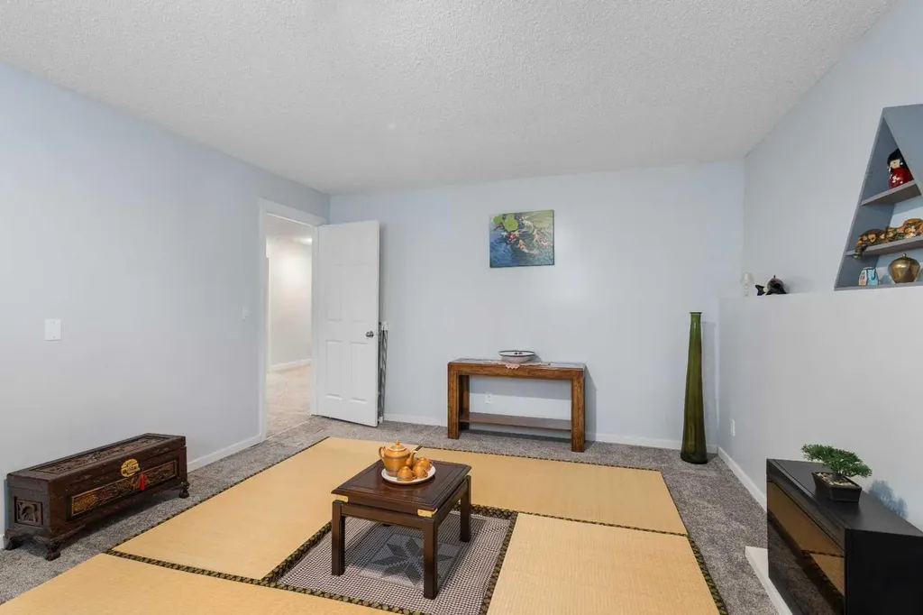 405 Highwood Village Place NW High River AB T1V 1W1