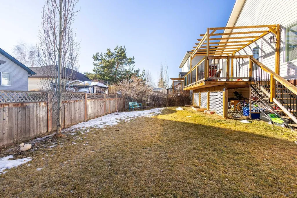405 Highwood Village Place NW High River AB T1V 1W1