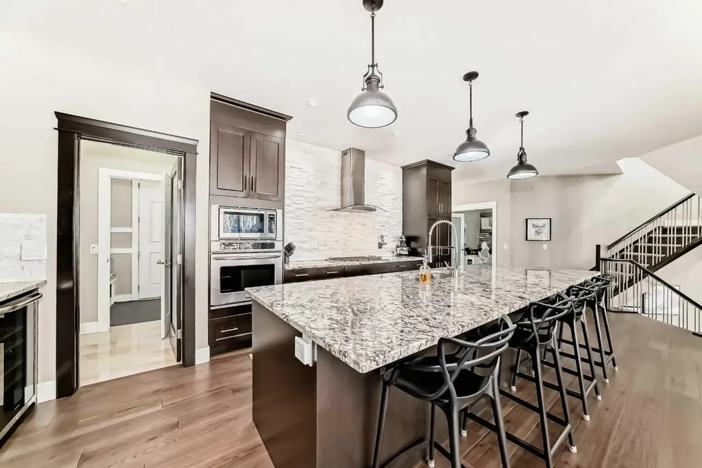120 Kinniburgh Circle Chestermere AB T1X 0P8