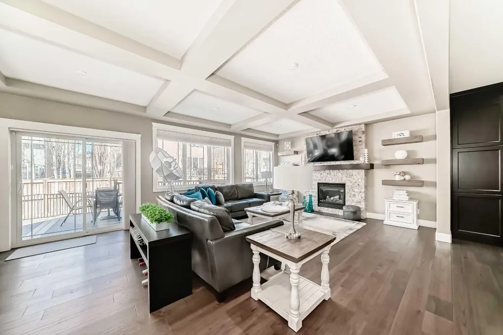 120 Kinniburgh Circle Chestermere AB T1X 0P8