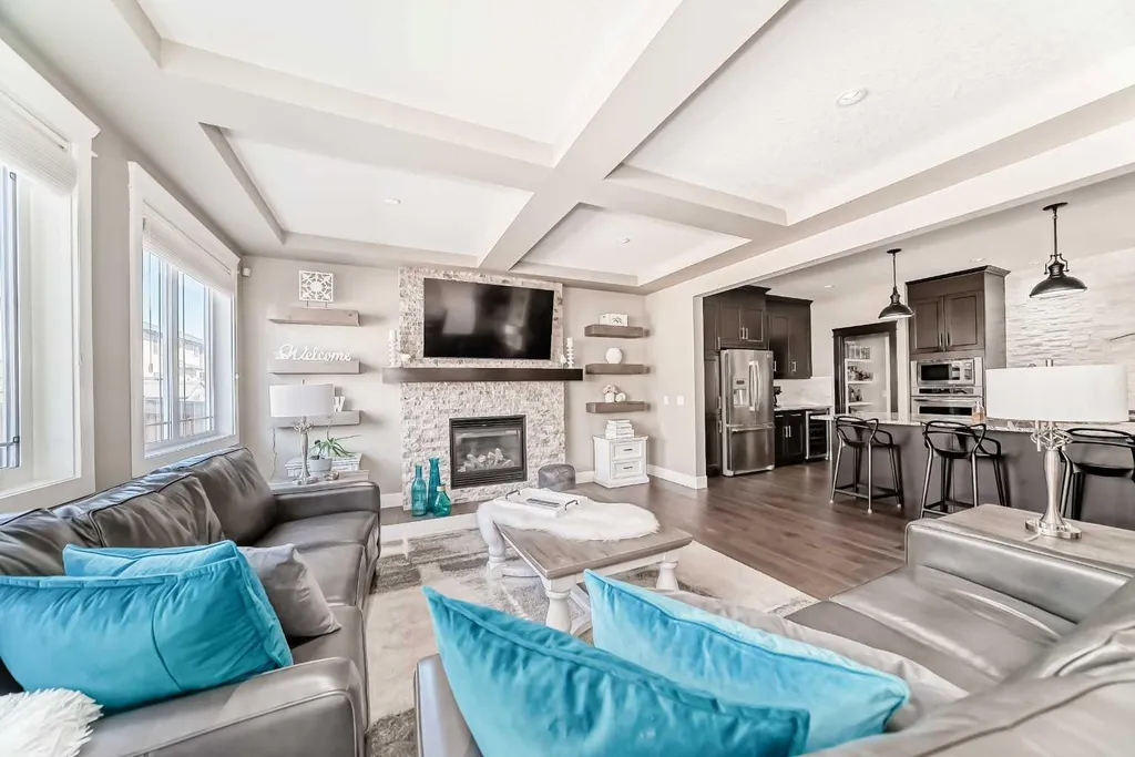 120 Kinniburgh Circle Chestermere AB T1X 0P8
