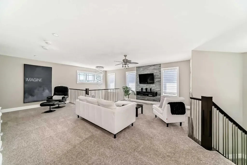 120 Kinniburgh Circle Chestermere AB T1X 0P8