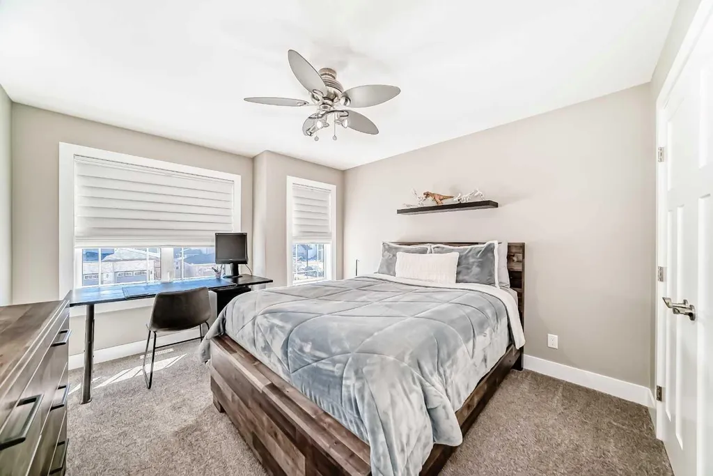 120 Kinniburgh Circle Chestermere AB T1X 0P8
