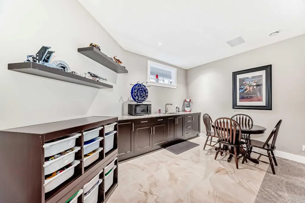 120 Kinniburgh Circle Chestermere AB T1X 0P8