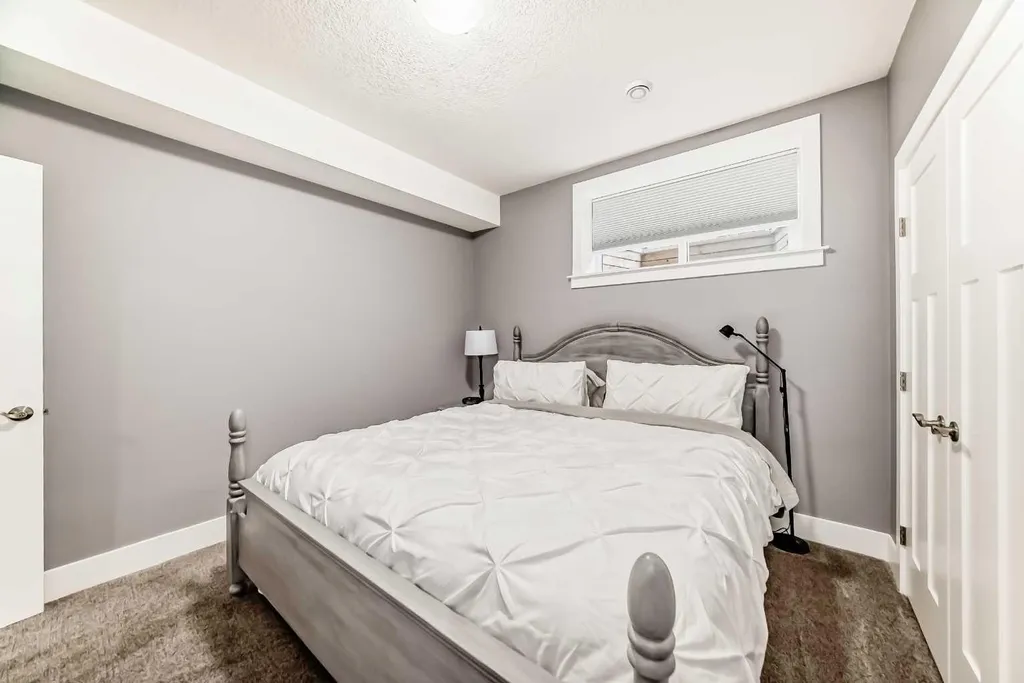 120 Kinniburgh Circle Chestermere AB T1X 0P8