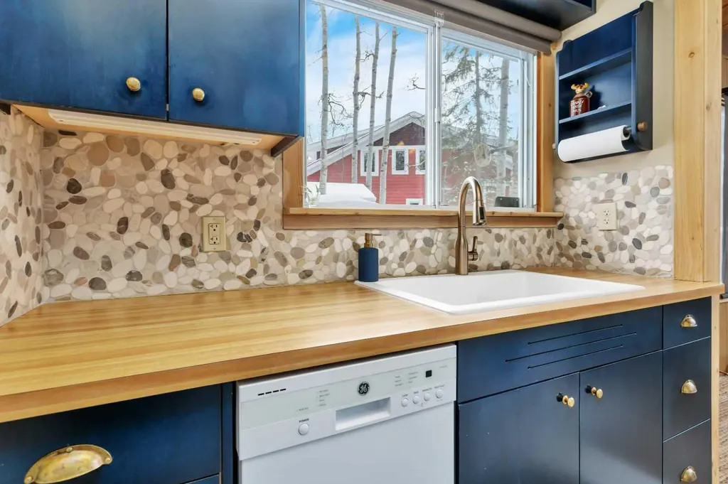 1225 Breakers Way Sunbreaker Cove AB T0C 0J0