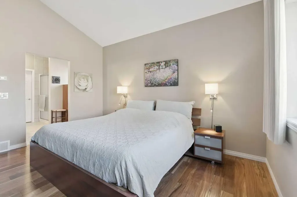 202 Tusslewood Terrace NW Calgary AB T3L 2W5