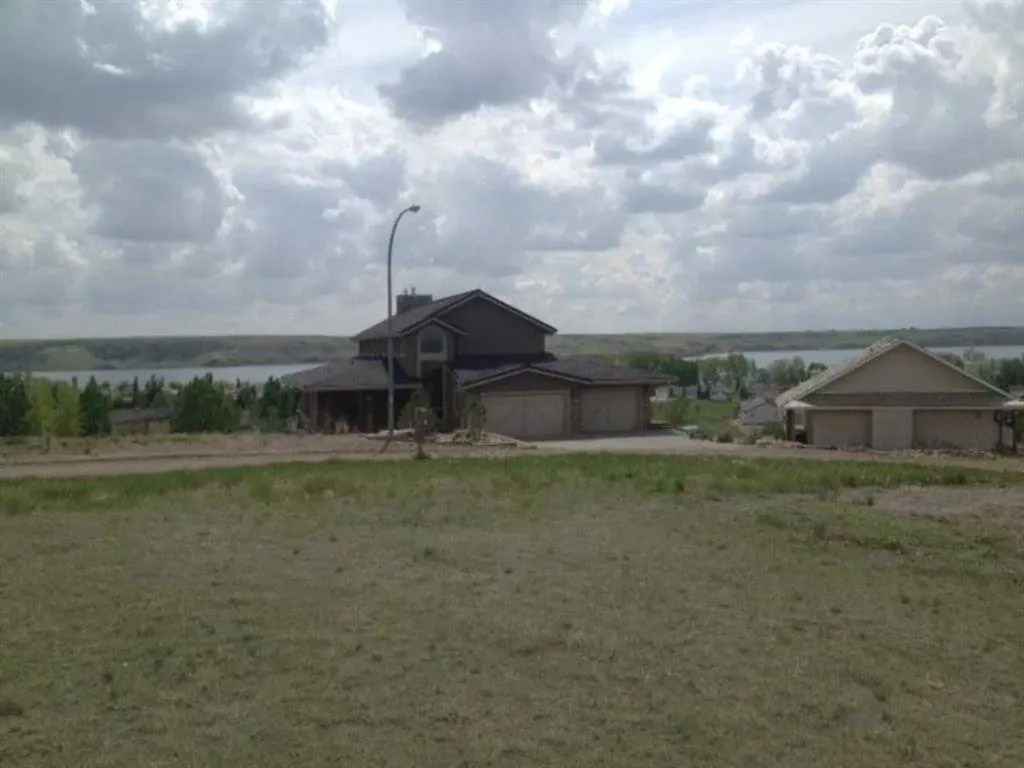 206 Royal Oak Lane S Rural Vulcan County AB T0L 0R0