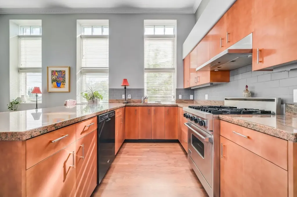 3650 2 Street SW Calgary AB T2S1T8