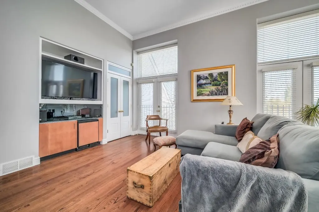 3650 2 Street SW Calgary AB T2S1T8