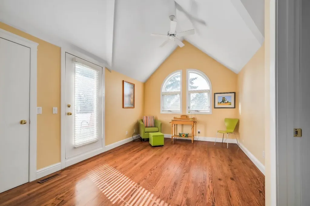 3650 2 Street SW Calgary AB T2S1T8