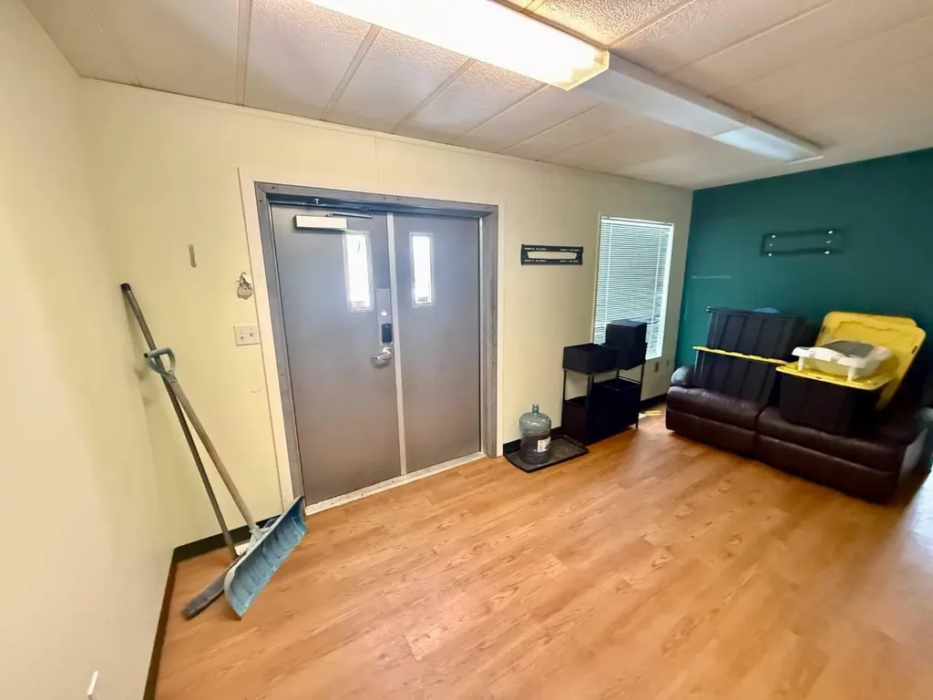 255048 Township Road 424 Rural Ponoka County AB T4J1R6