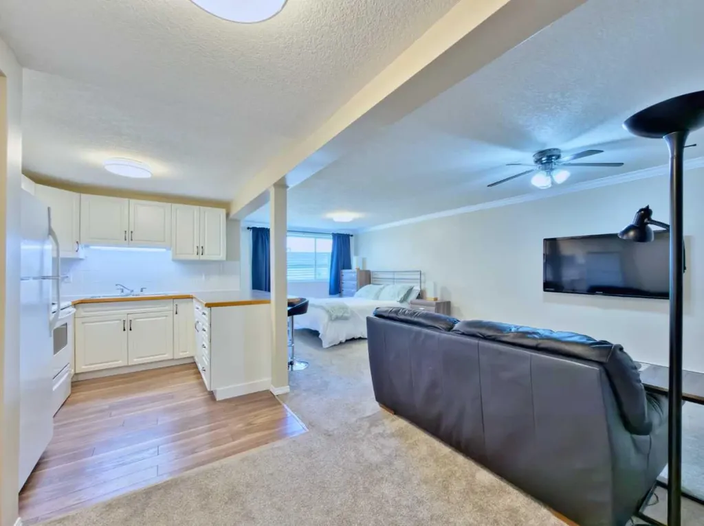 1739 St Edwards Boulevard N Lethbridge AB T1H1X2