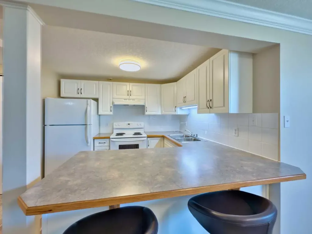 1739 St Edwards Boulevard N Lethbridge AB T1H1X2