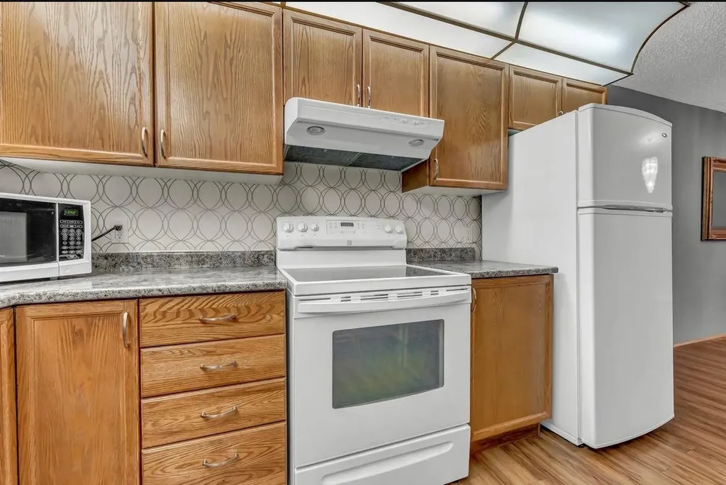 1480 Southveiw Drive SE Medicine Hat AB T1B 3Z3