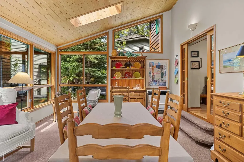 204 Grassi Place Canmore AB T1W2N3