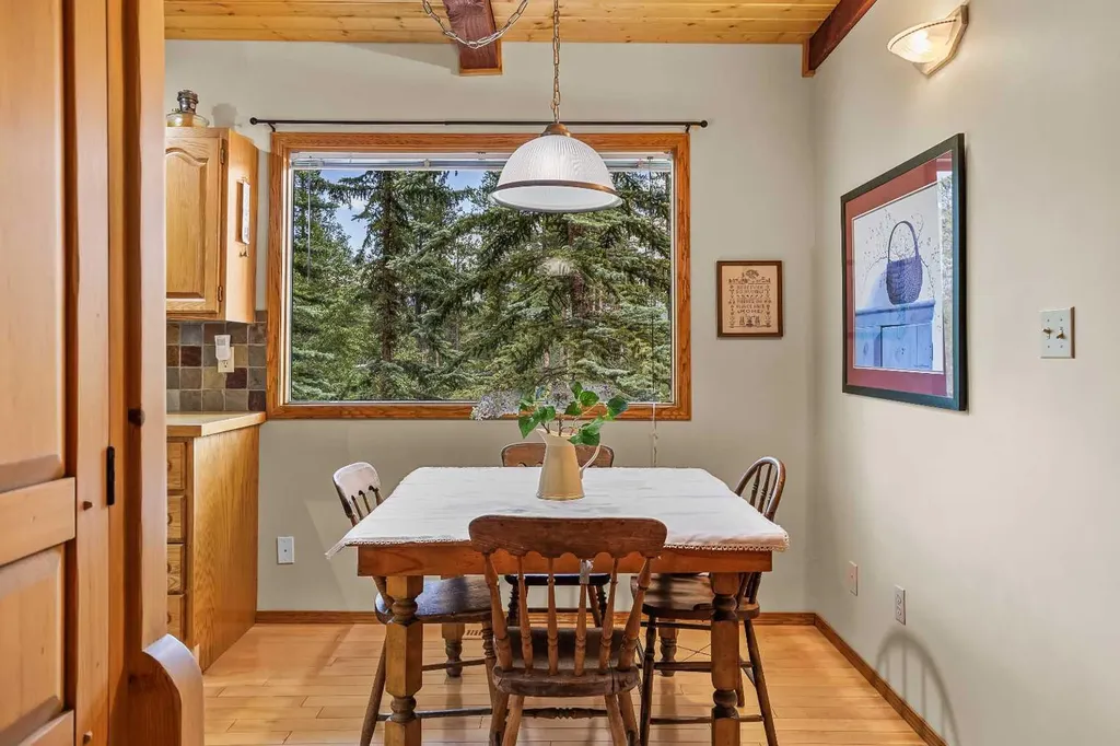 204 Grassi Place Canmore AB T1W2N3