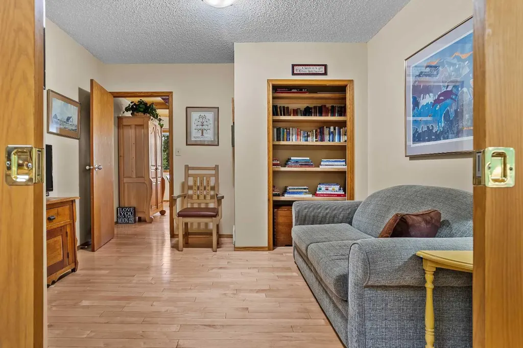 204 Grassi Place Canmore AB T1W2N3