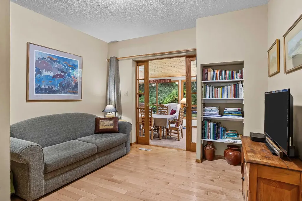 204 Grassi Place Canmore AB T1W2N3