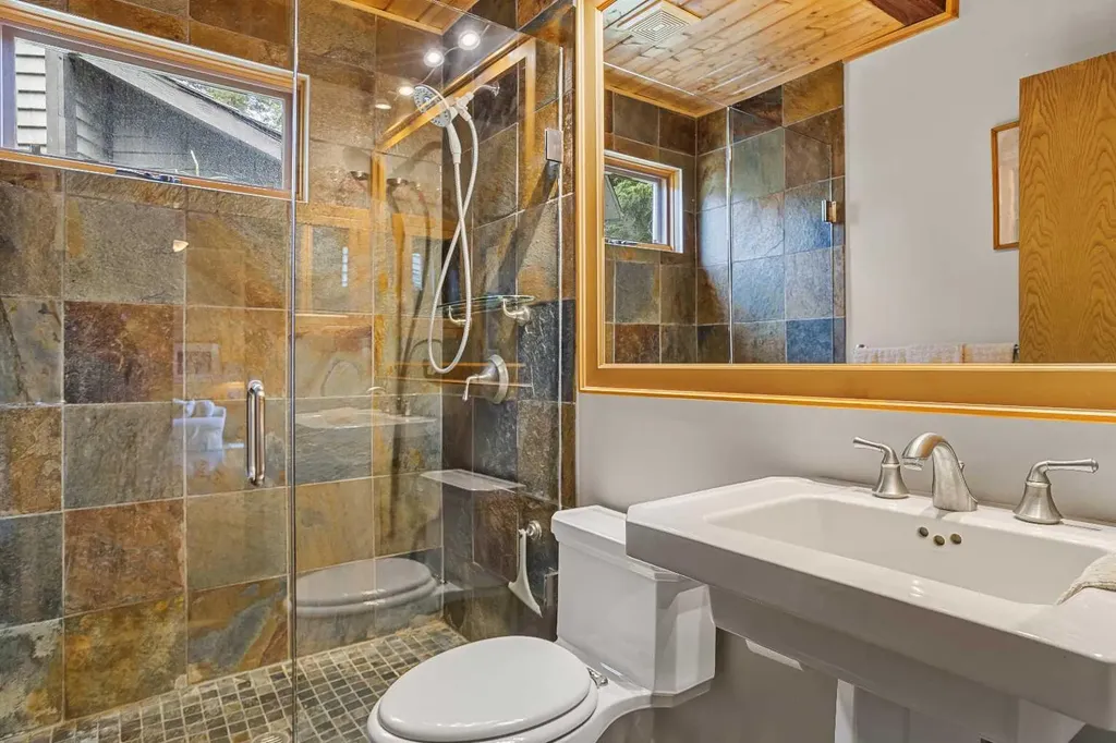 204 Grassi Place Canmore AB T1W2N3
