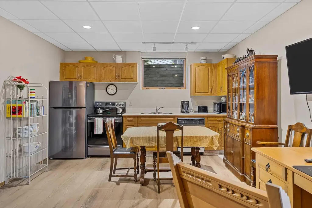 204 Grassi Place Canmore AB T1W2N3