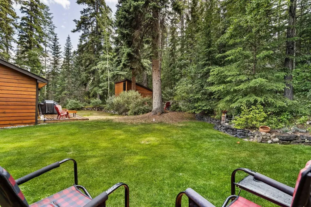 204 Grassi Place Canmore AB T1W2N3