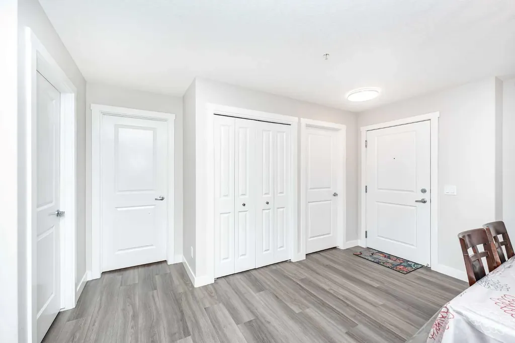 6118 80 Avenue NE Calgary AB T3J 0S6