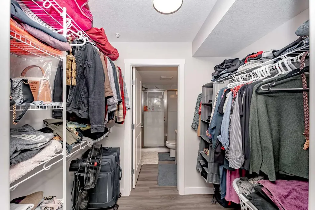 6118 80 Avenue NE Calgary AB T3J 0S6