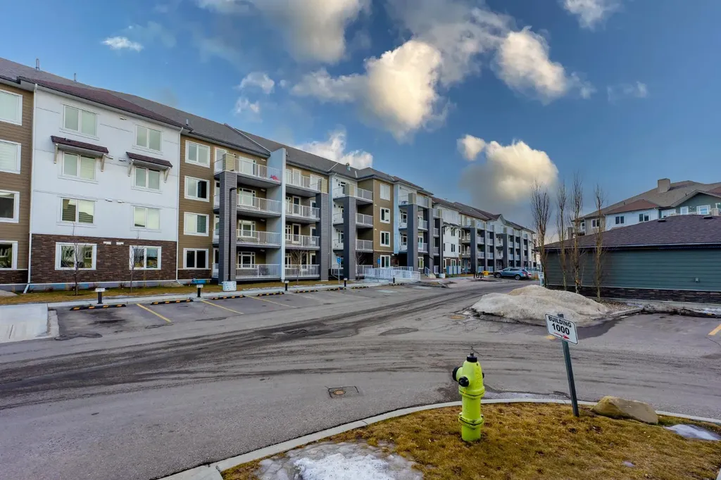 6118 80 Avenue NE Calgary AB T3J 0S6
