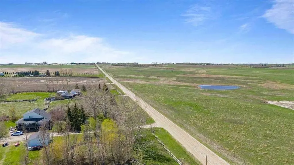250051 Range Road 250 Rural Wheatland County AB T1P 0M4