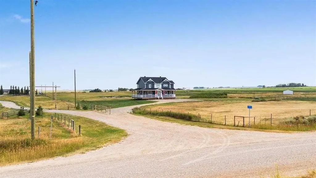250051 Range Road 250 Rural Wheatland County AB T1P 0M4