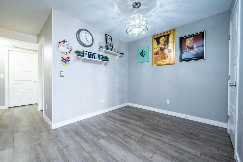 2781 Chinook Winds Drive SW Airdrie AB T4B 3S5