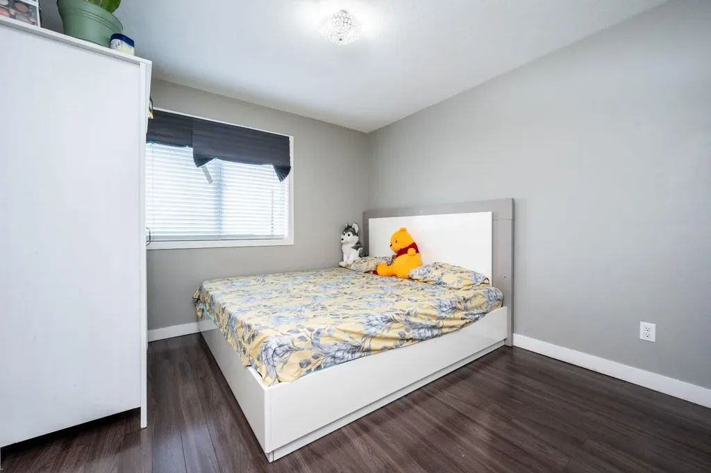 2781 Chinook Winds Drive SW Airdrie AB T4B 3S5