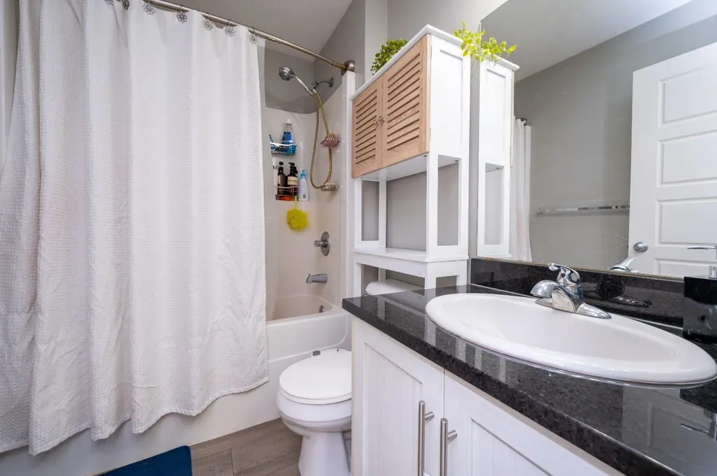2781 Chinook Winds Drive SW Airdrie AB T4B 3S5