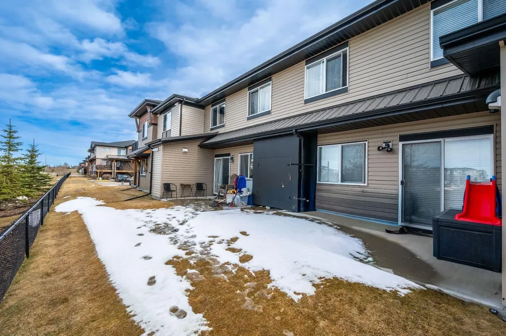 2781 Chinook Winds Drive SW Airdrie AB T4B 3S5