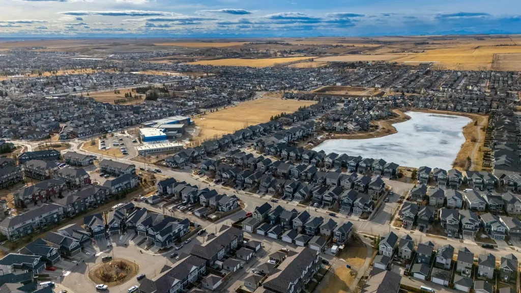 2781 Chinook Winds Drive SW Airdrie AB T4B 3S5