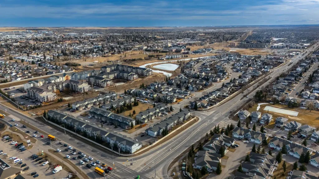 2781 Chinook Winds Drive SW Airdrie AB T4B 3S5