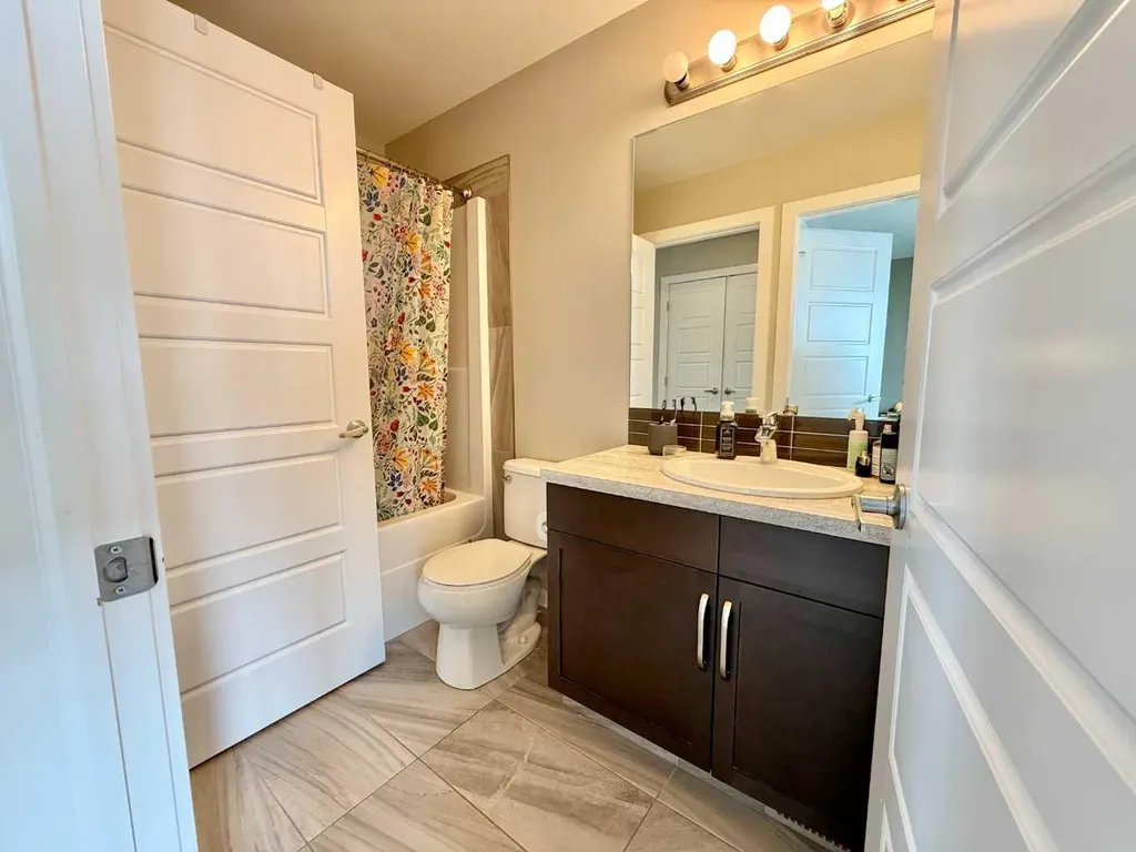 1134 Keystone Road W Lethbridge AB T1J 5H6