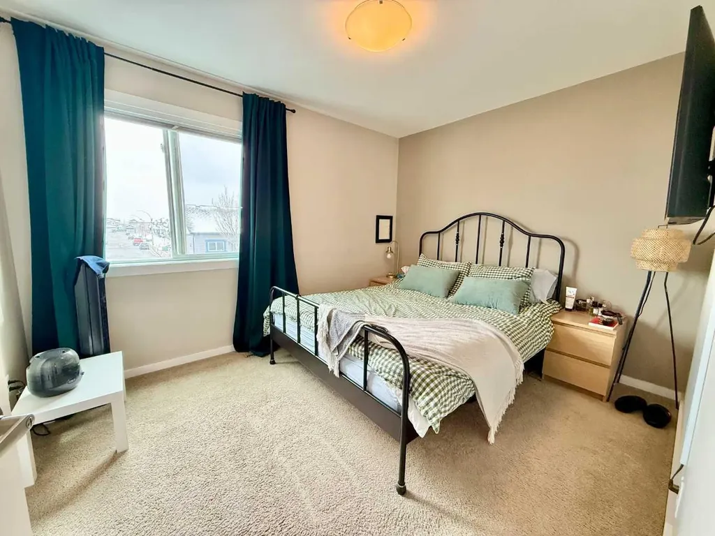 1134 Keystone Road W Lethbridge AB T1J 5H6