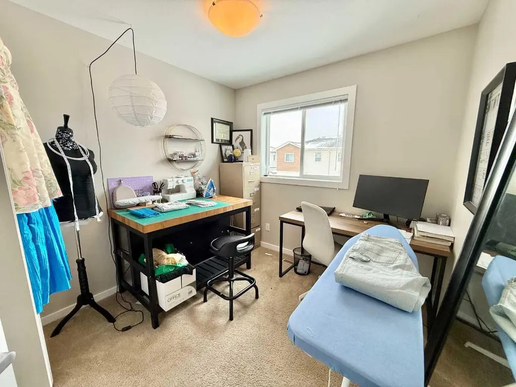 1134 Keystone Road W Lethbridge AB T1J 5H6