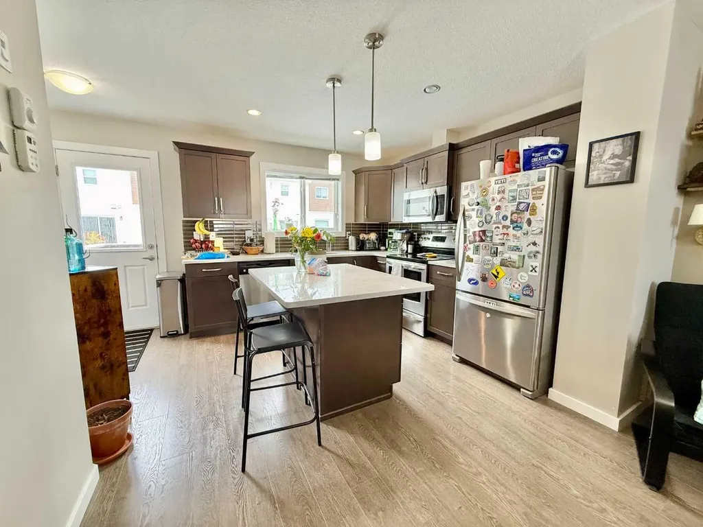 1134 Keystone Road W Lethbridge AB T1J 5H6