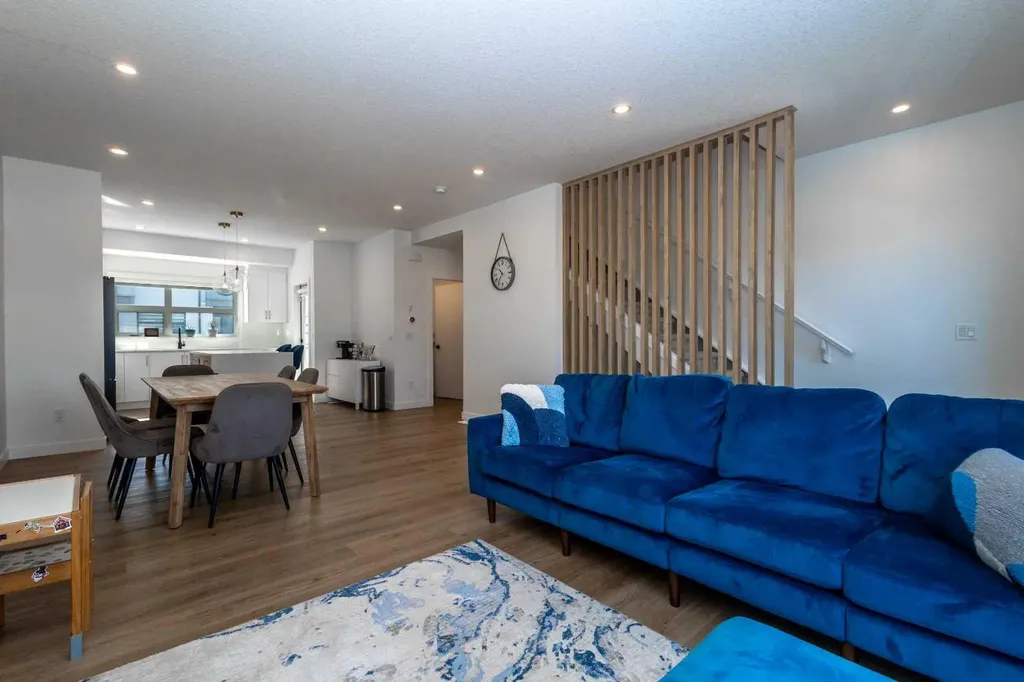897 Mahogany Boulevard SE Calgary AB T3M 3W9