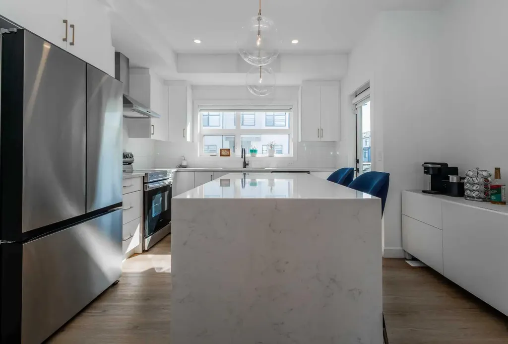 897 Mahogany Boulevard SE Calgary AB T3M 3W9