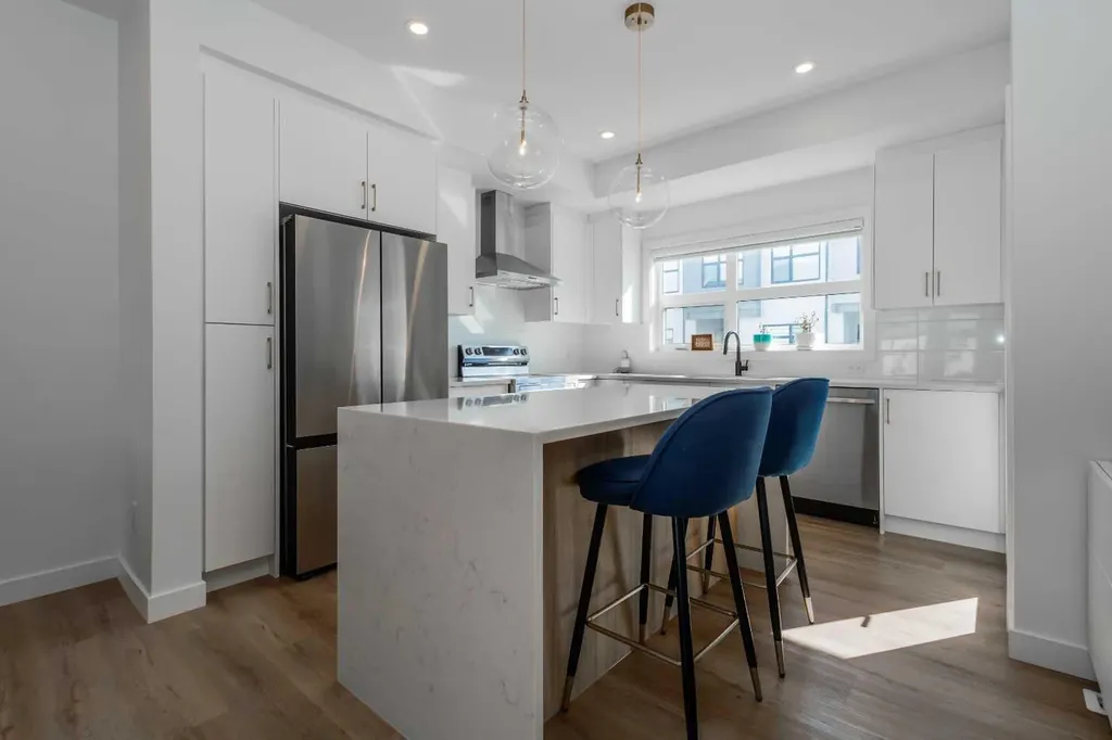 897 Mahogany Boulevard SE Calgary AB T3M 3W9