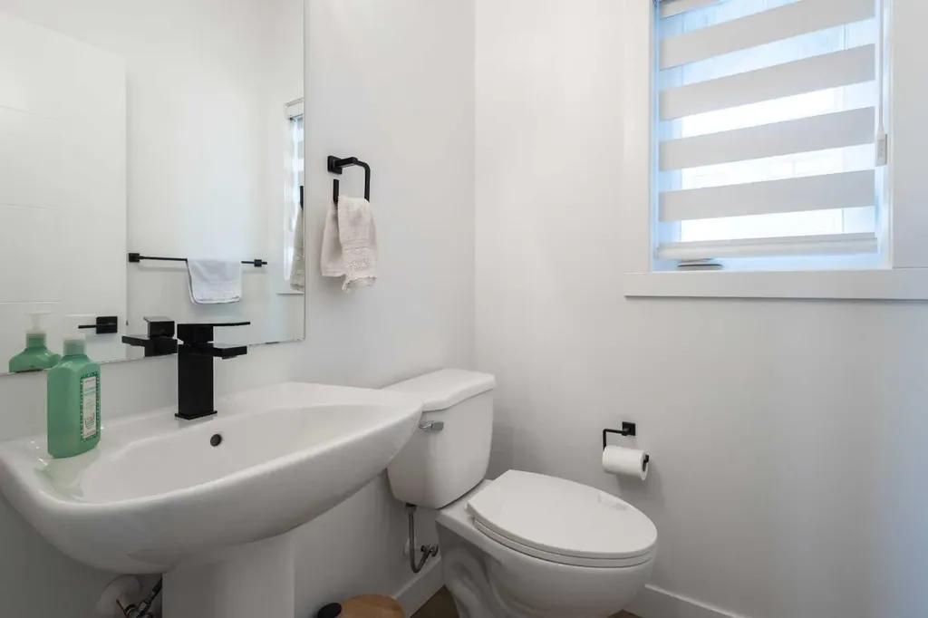 897 Mahogany Boulevard SE Calgary AB T3M 3W9
