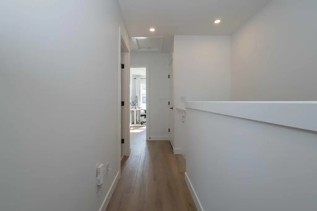 897 Mahogany Boulevard SE Calgary AB T3M 3W9