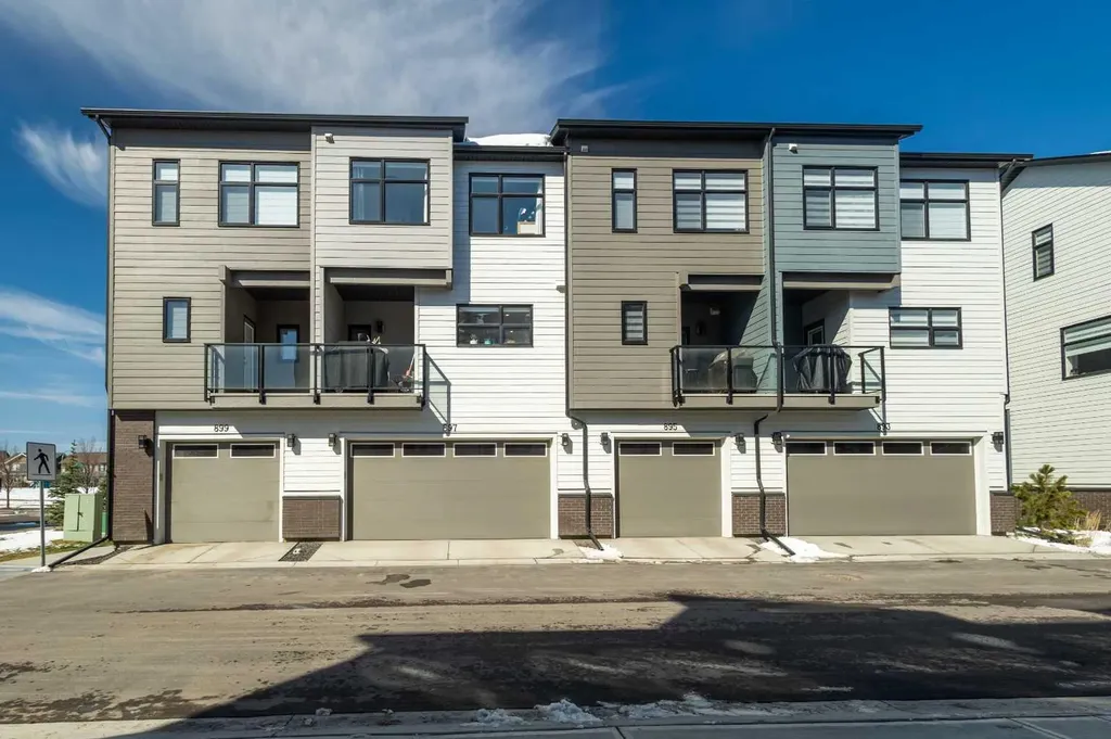 897 Mahogany Boulevard SE Calgary AB T3M 3W9